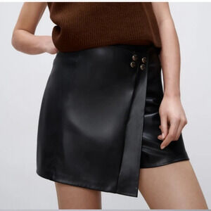 NWT Zara Faux Leather Skort Black